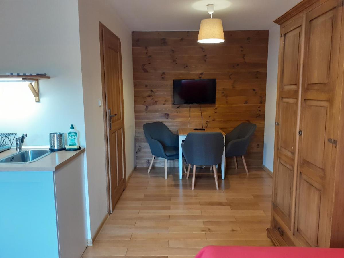 Apartment To Tutaj *