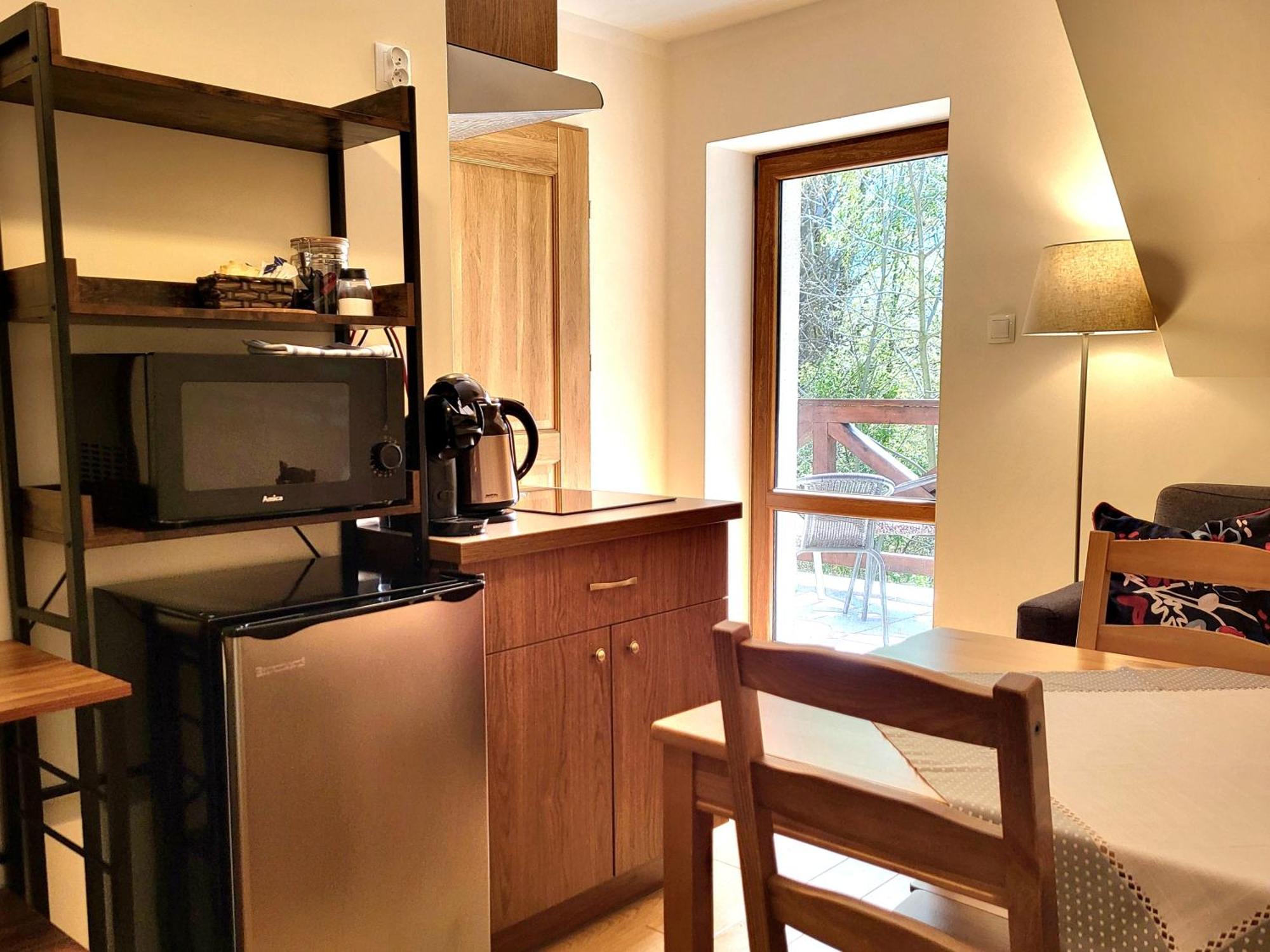 Apartment To Tutaj *